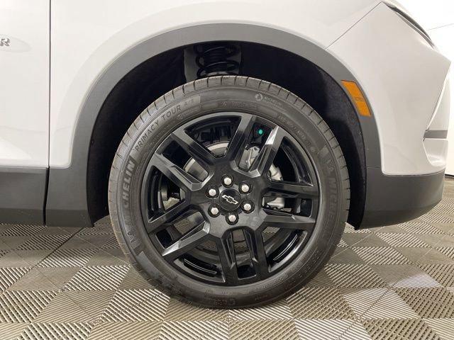 2025 Chevrolet Blazer Vehicle Photo in PHOENIX, AZ 85014-3381