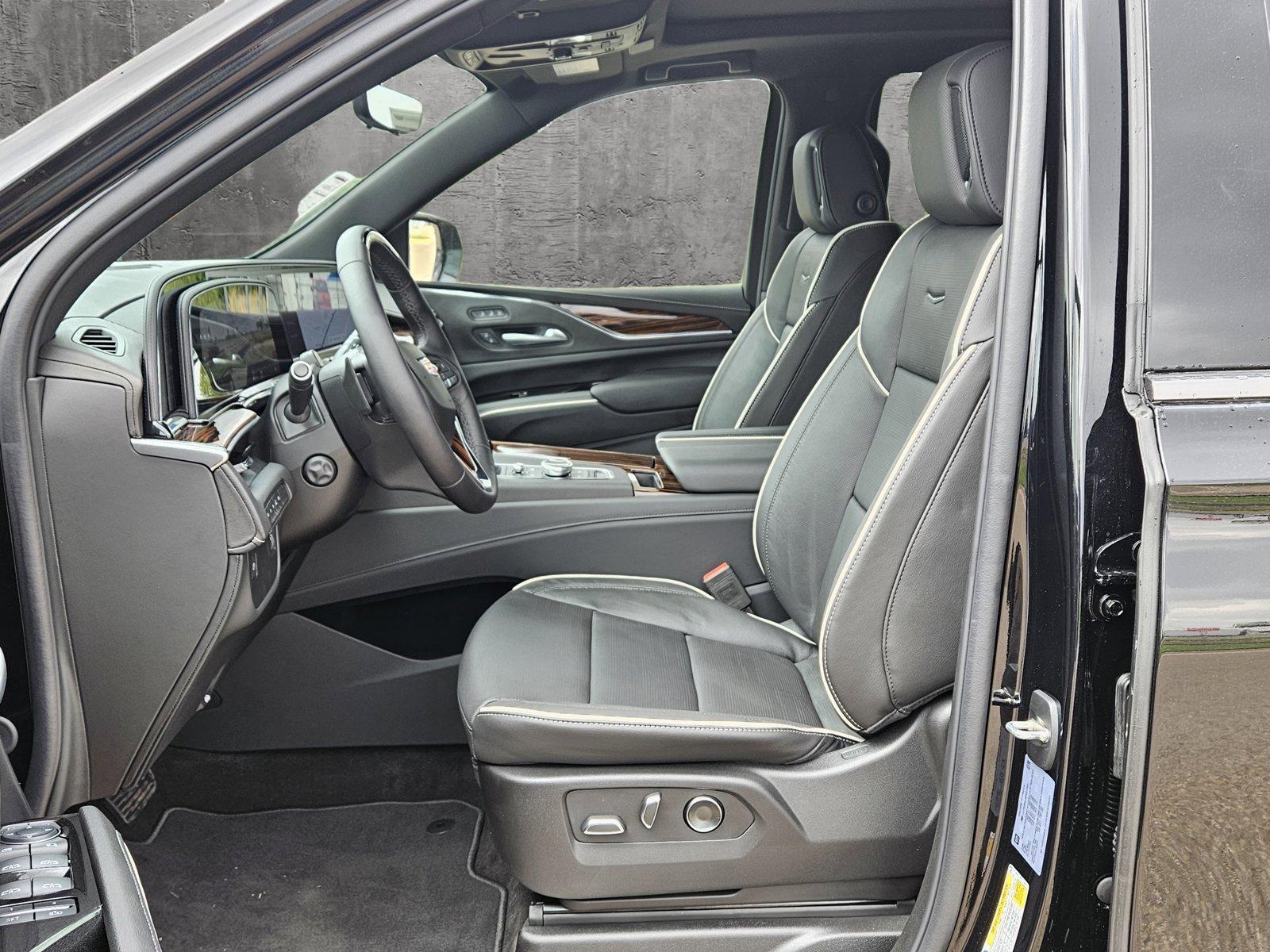2024 Cadillac Escalade Vehicle Photo in AMARILLO, TX 79106-1809