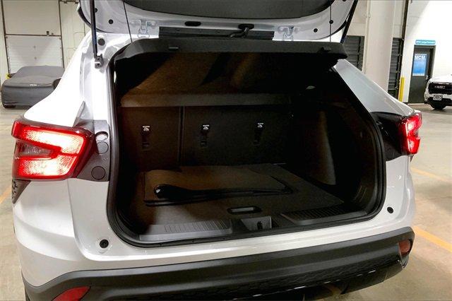 2025 Chevrolet Trax Vehicle Photo in KANSAS CITY, MO 64114-4502