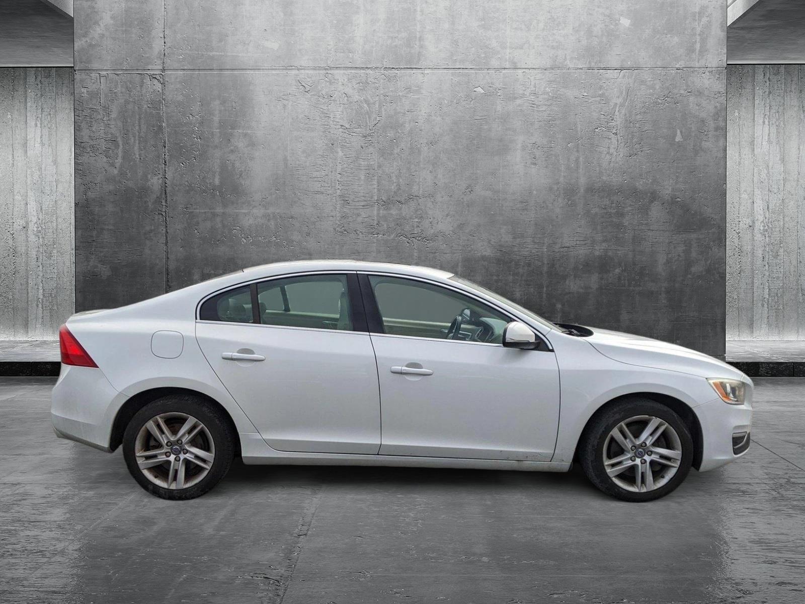 2015 Volvo S60 Vehicle Photo in Cockeysville, MD 21030