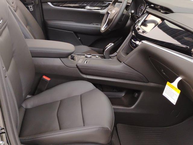 2025 Cadillac XT6 Vehicle Photo in PINEVILLE, NC 28134-8495