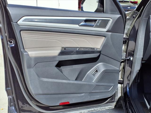 2021 Volkswagen Atlas Cross Sport Vehicle Photo in TAMPA, FL 33612-3404