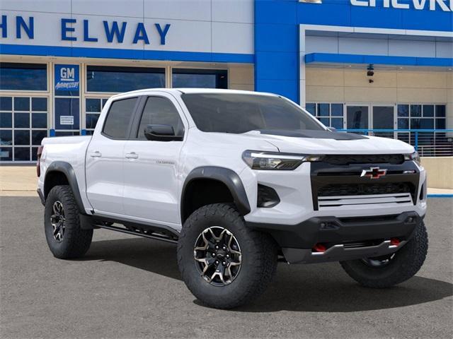 2025 Chevrolet Colorado Vehicle Photo in ENGLEWOOD, CO 80113-6708