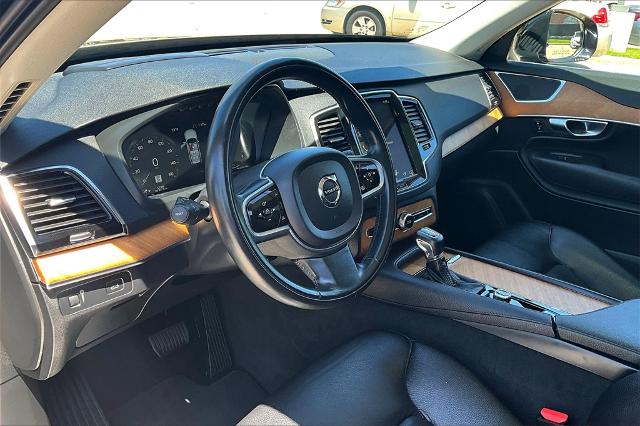 2022 Volvo XC90 Vehicle Photo in Houston, TX 77007