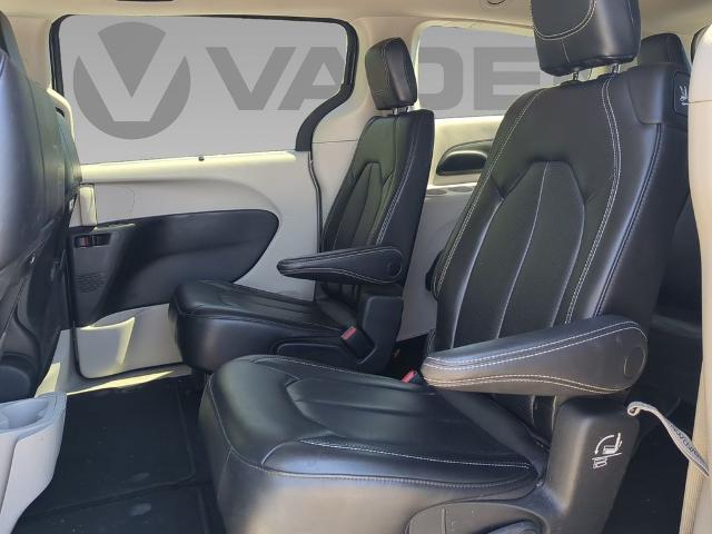 2023 Chrysler Pacifica Vehicle Photo in Brunswick, GA 31525