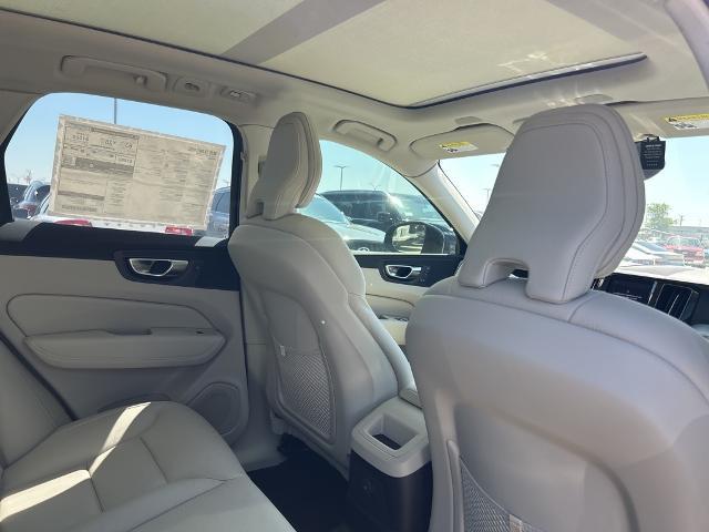 2025 Volvo XC60 Plug-In Hybrid Vehicle Photo in Grapevine, TX 76051