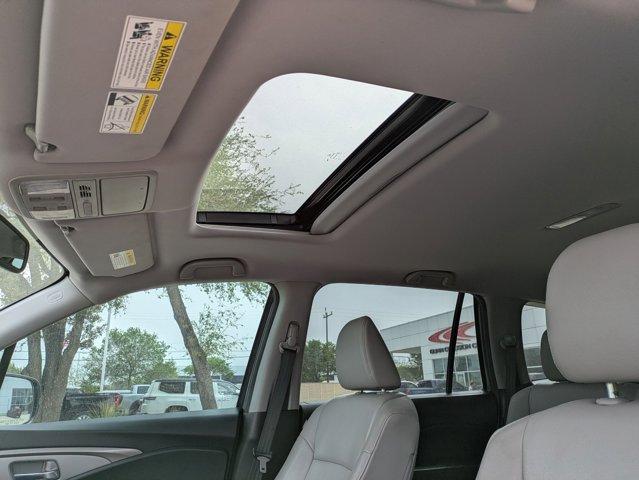 2017 Honda Pilot Vehicle Photo in SELMA, TX 78154-1459