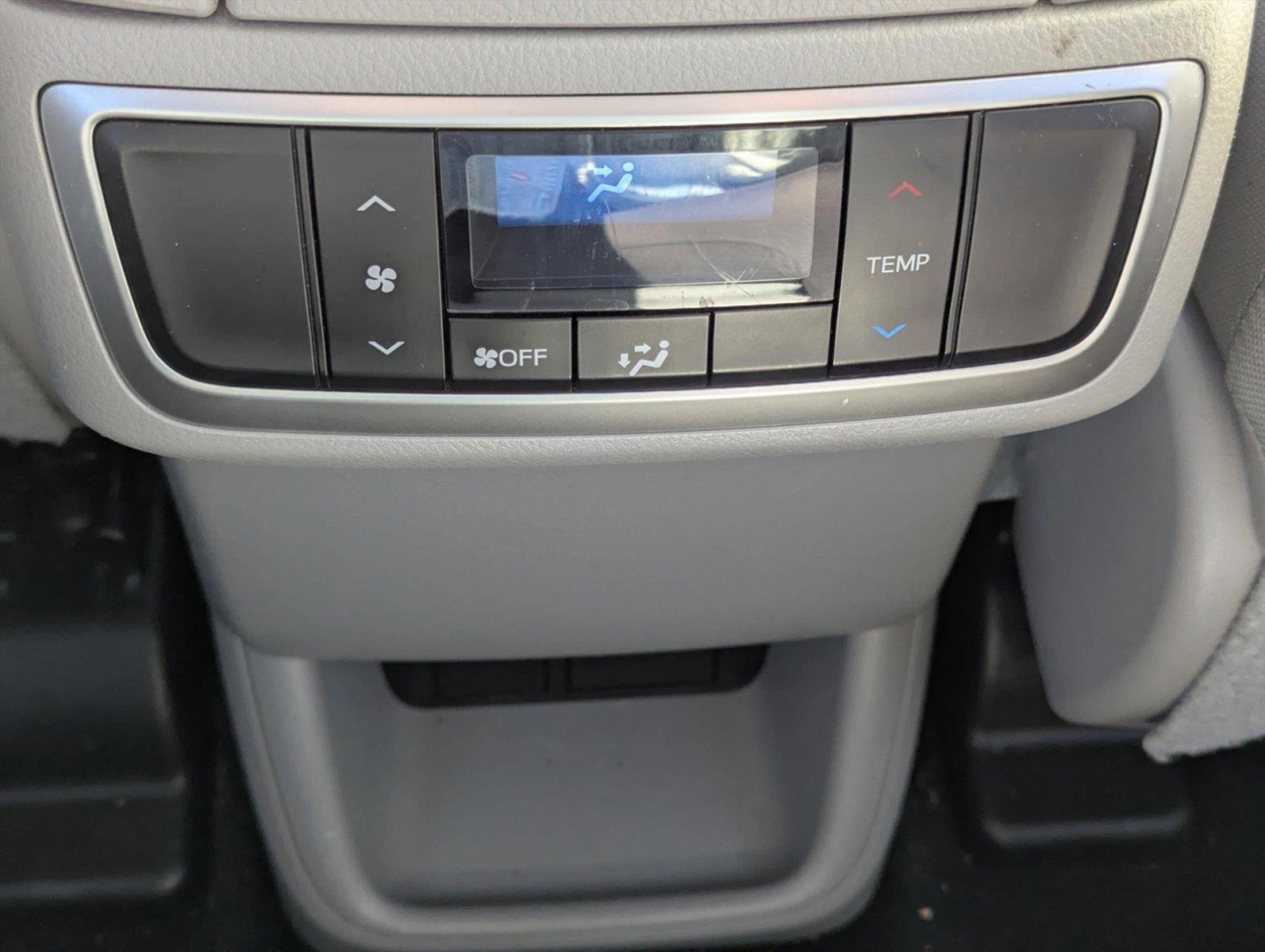 2018 Toyota Highlander Vehicle Photo in Ft. Myers, FL 33907