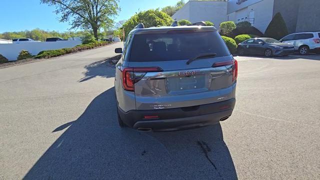 2022 GMC Acadia Vehicle Photo in Pleasant Hills, PA 15236