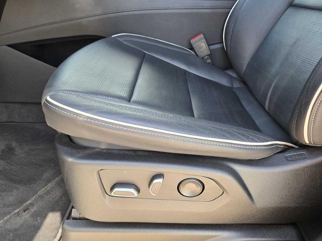 2023 Cadillac Escalade Vehicle Photo in DENTON, TX 76210-9321