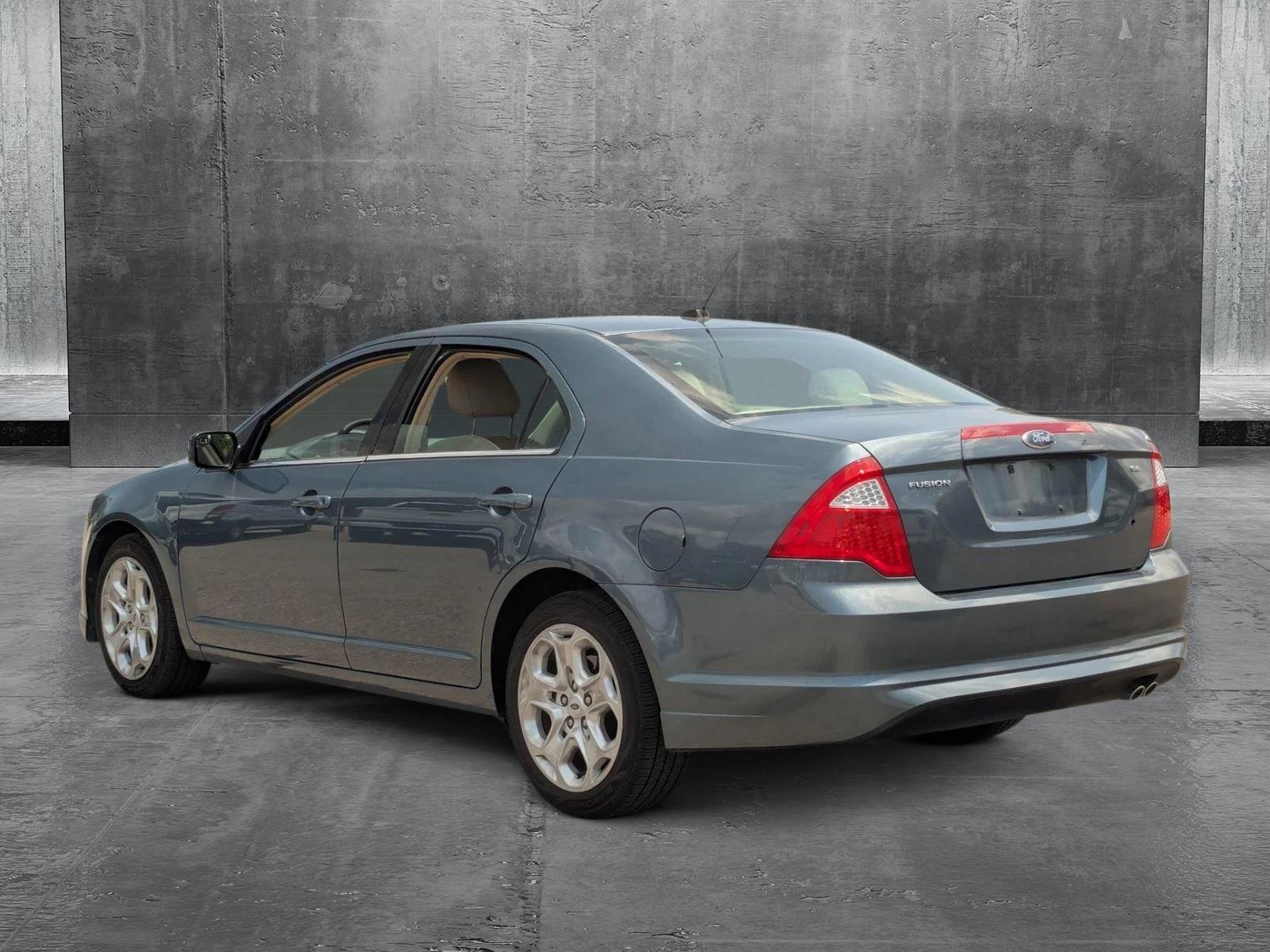 2011 Ford Fusion Vehicle Photo in St. Petersburg, FL 33713