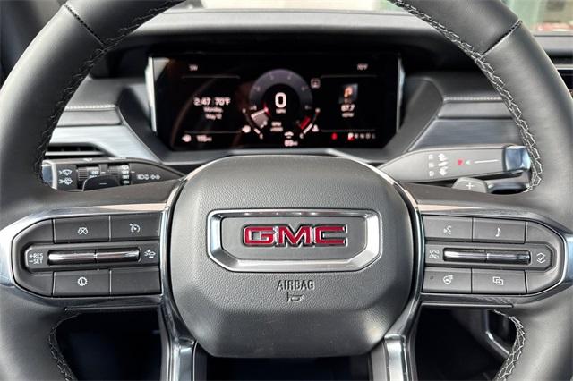 2025 GMC Acadia Vehicle Photo in ELK GROVE, CA 95757-8703