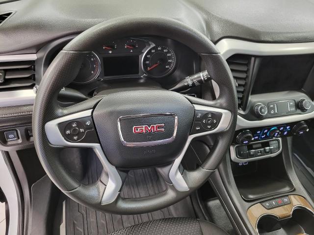2023 GMC Acadia Vehicle Photo in NEENAH, WI 54956-2243