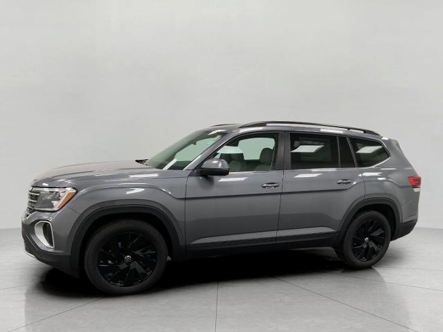 2025 Volkswagen Atlas Vehicle Photo in Appleton, WI 54913