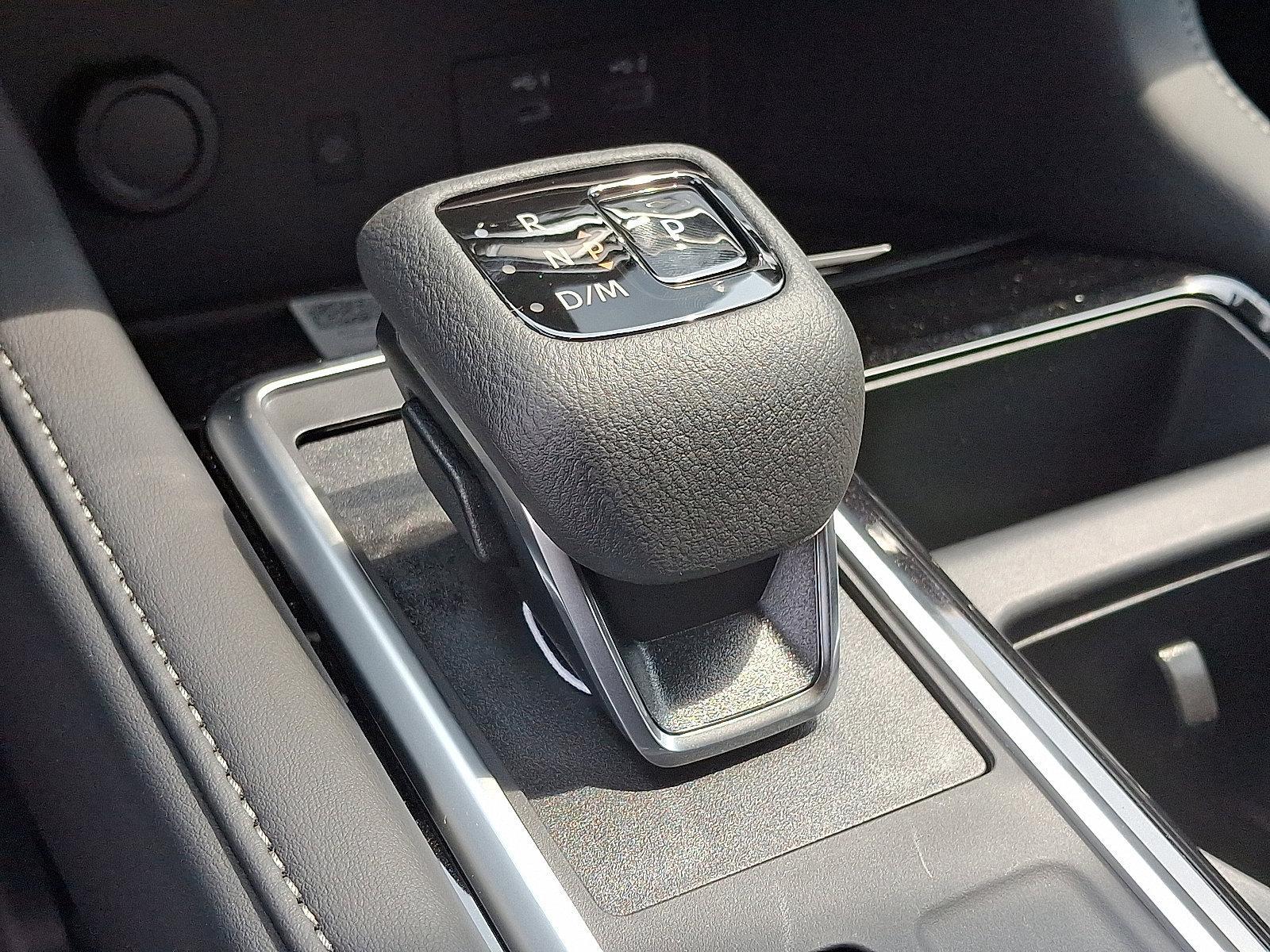 2025 Nissan Pathfinder Vehicle Photo in Mechanicsburg, PA 17050-2306