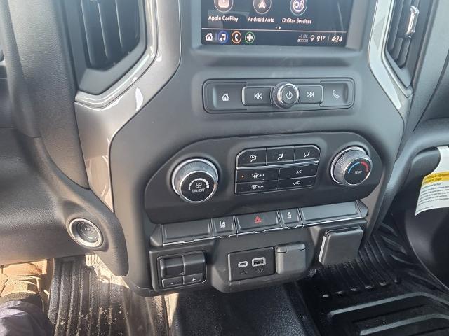 2025 Chevrolet Silverado 3500 HD Vehicle Photo in GARDNER, MA 01440-3110