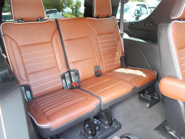 2023 GMC Yukon Vehicle Photo in LOWELL, MA 01852-4336