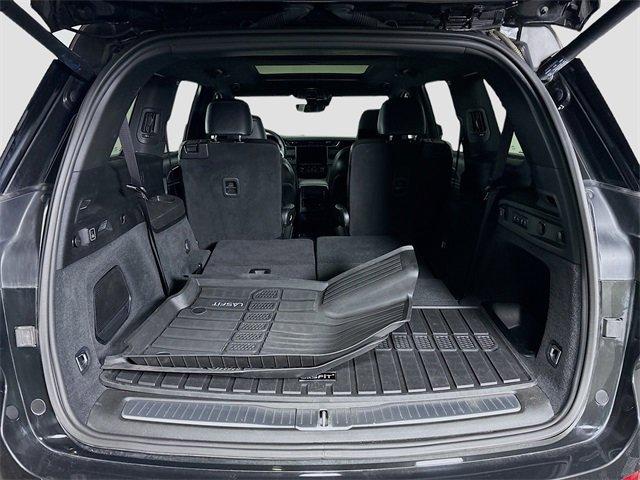 2023 Jeep Grand Cherokee L Vehicle Photo in PUYALLUP, WA 98371-4149