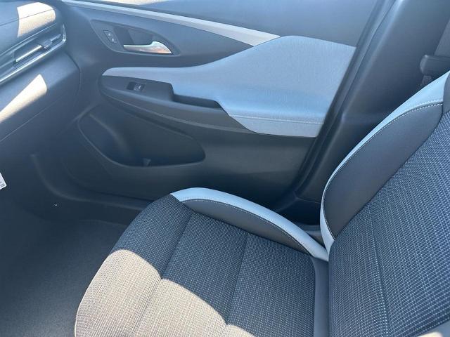 2025 Buick Envista Vehicle Photo in COLUMBIA, MO 65203-3903