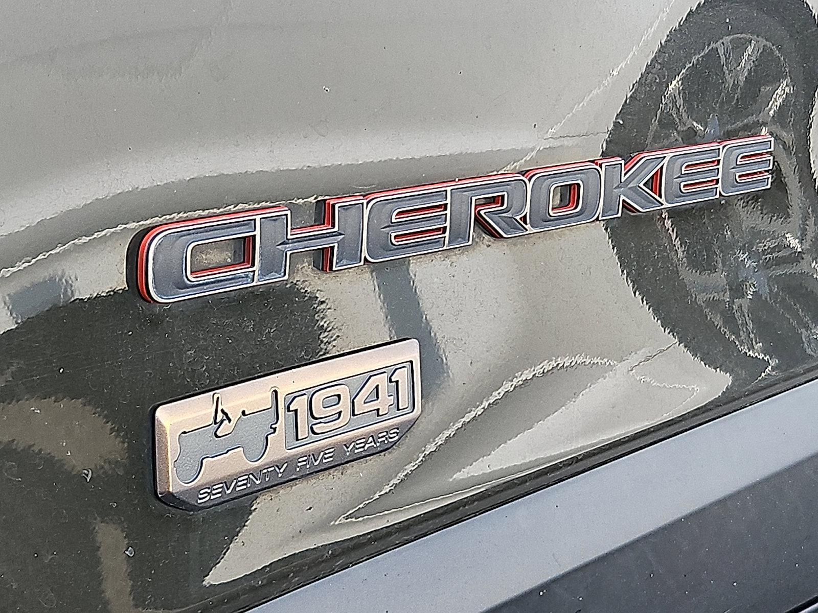 2017 Jeep Cherokee Vehicle Photo in Trevose, PA 19053