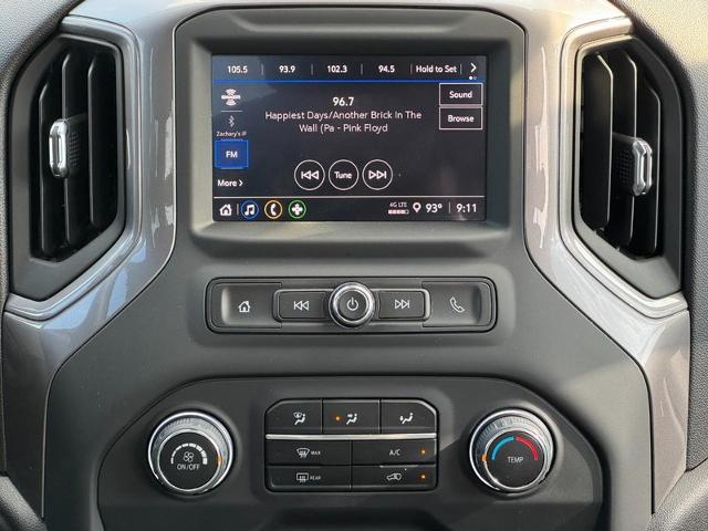 2024 Chevrolet Silverado 1500 Vehicle Photo in COLUMBIA, MO 65203-3903