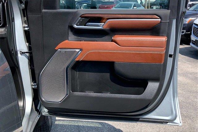 2024 GMC Sierra 3500 HD Vehicle Photo in INDEPENDENCE, MO 64055-1377