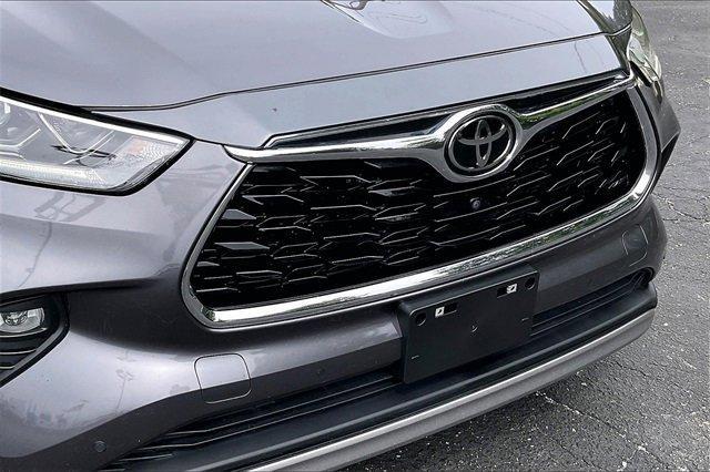 2021 Toyota Highlander Vehicle Photo in INDEPENDENCE, MO 64055-1314