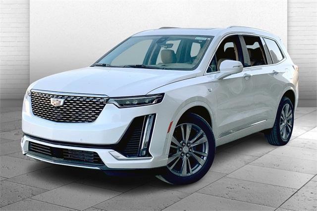 2025 Cadillac XT6 Vehicle Photo in KANSAS CITY, MO 64114-4545