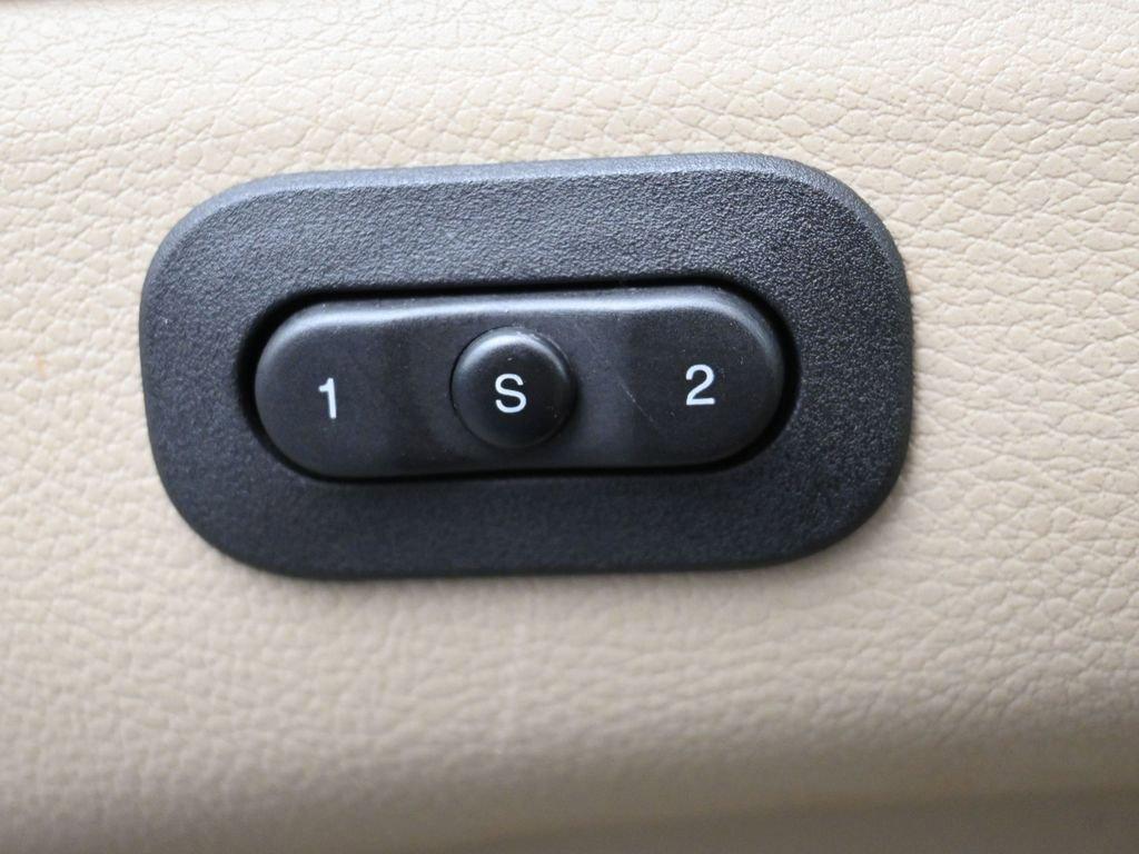 2014 Jeep Grand Cherokee Vehicle Photo in Marion, IA 52302