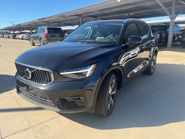 2025 Volvo XC40 Vehicle Photo in Grapevine, TX 76051