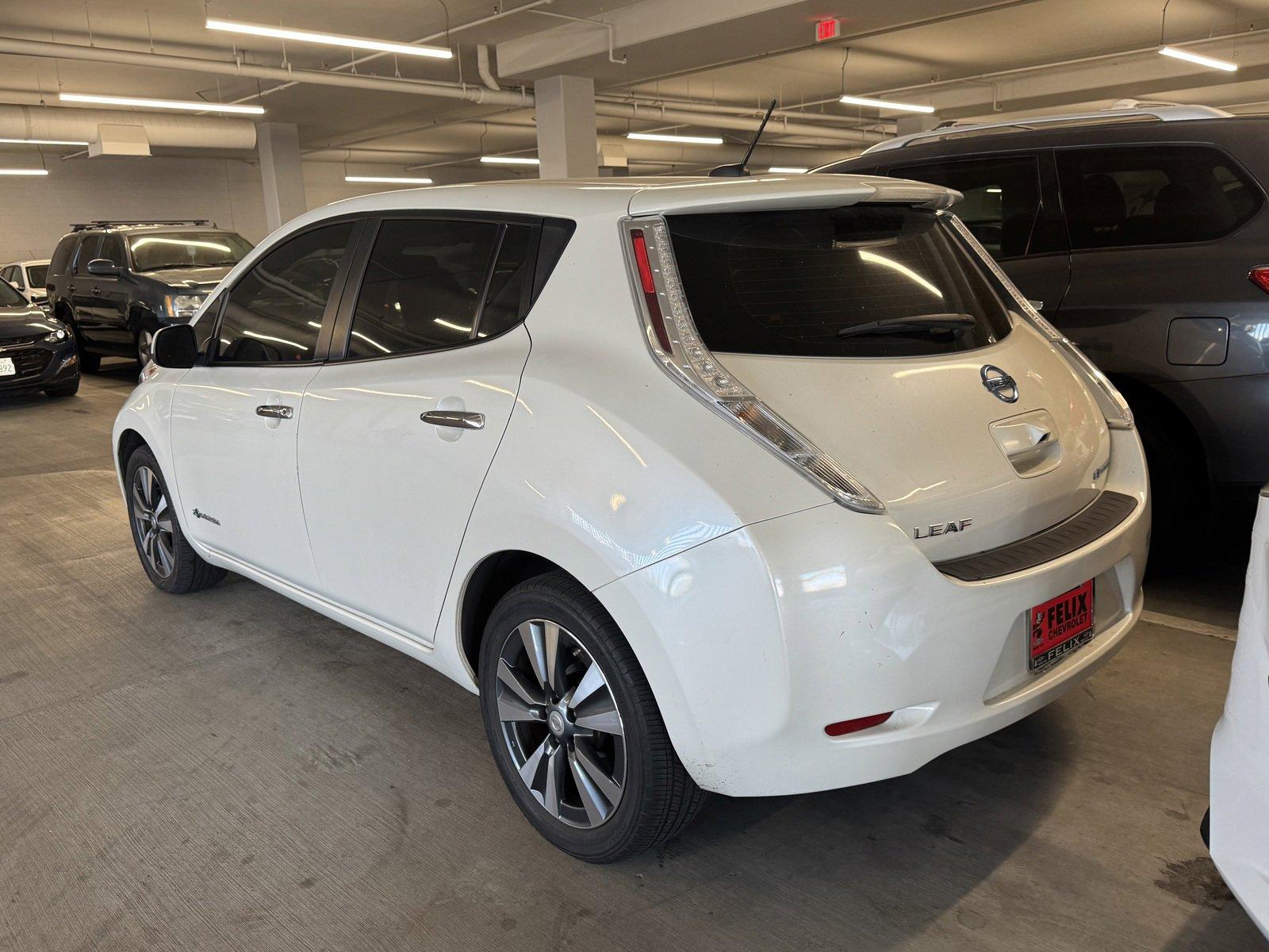 2015 Nissan LEAF Vehicle Photo in LOS ANGELES, CA 90007-3794