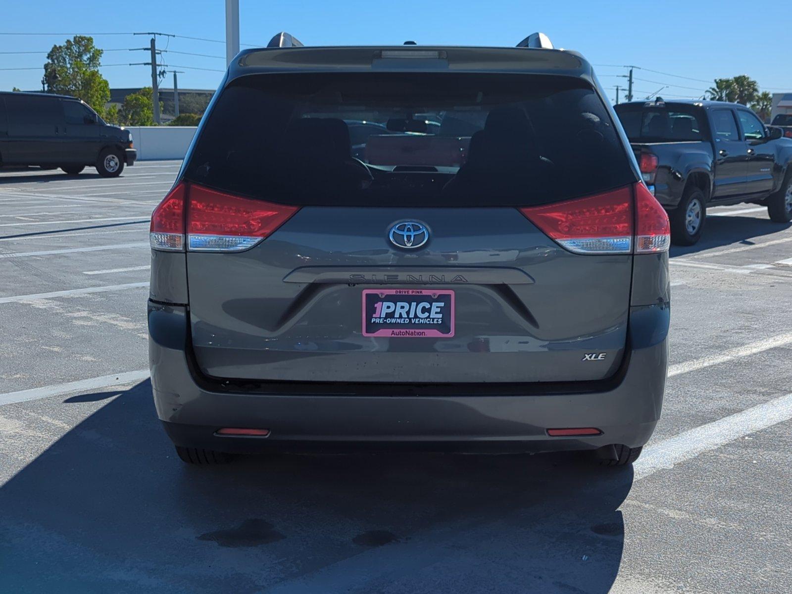 2013 Toyota Sienna Vehicle Photo in Ft. Myers, FL 33907