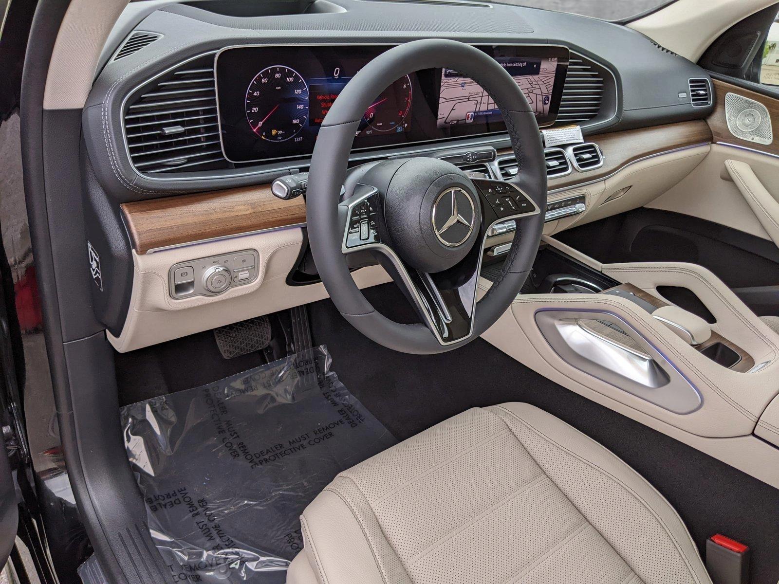 2024 Mercedes-Benz GLE Vehicle Photo in Delray Beach, FL 33444