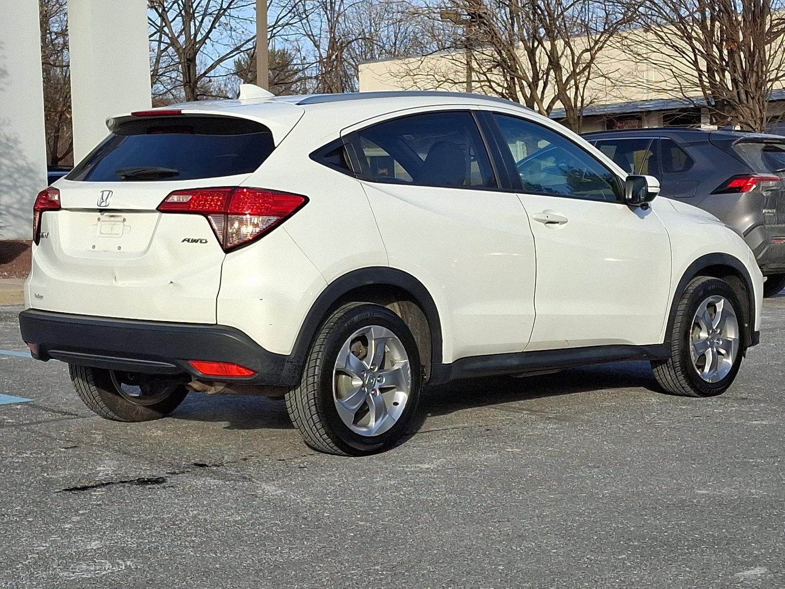 2016 Honda HR-V Vehicle Photo in BETHLEHEM, PA 18017