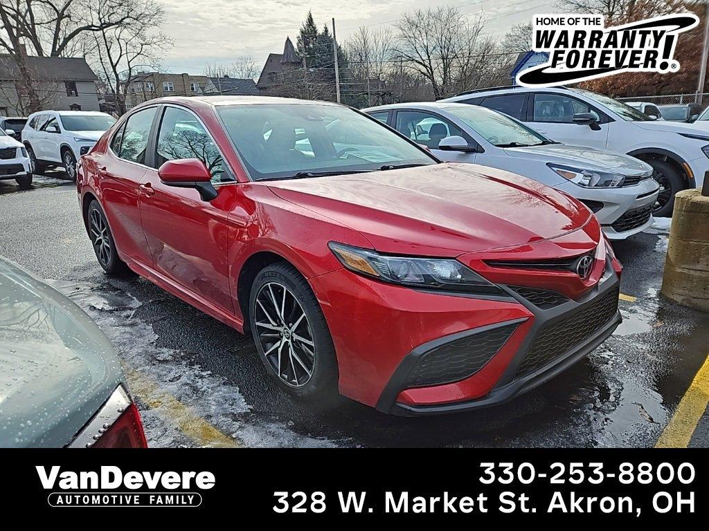 2021 Toyota Camry Vehicle Photo in AKRON, OH 44303-2185