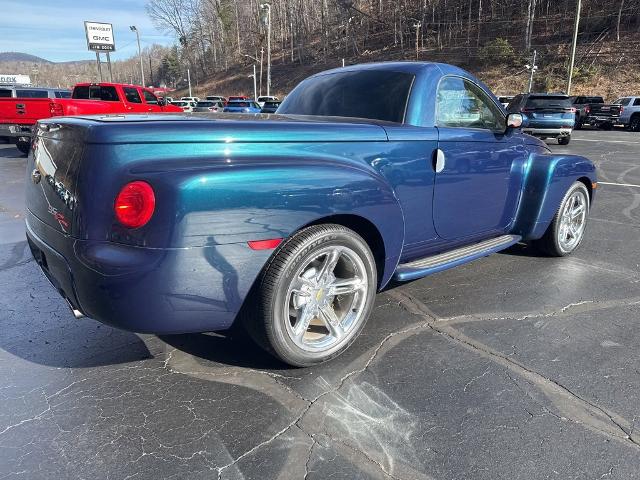 2005 Chevrolet SSR Vehicle Photo in MARION, NC 28752-6372