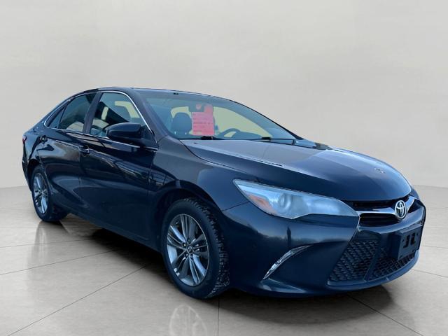 2016 Toyota Camry Vehicle Photo in Green Bay, WI 54304