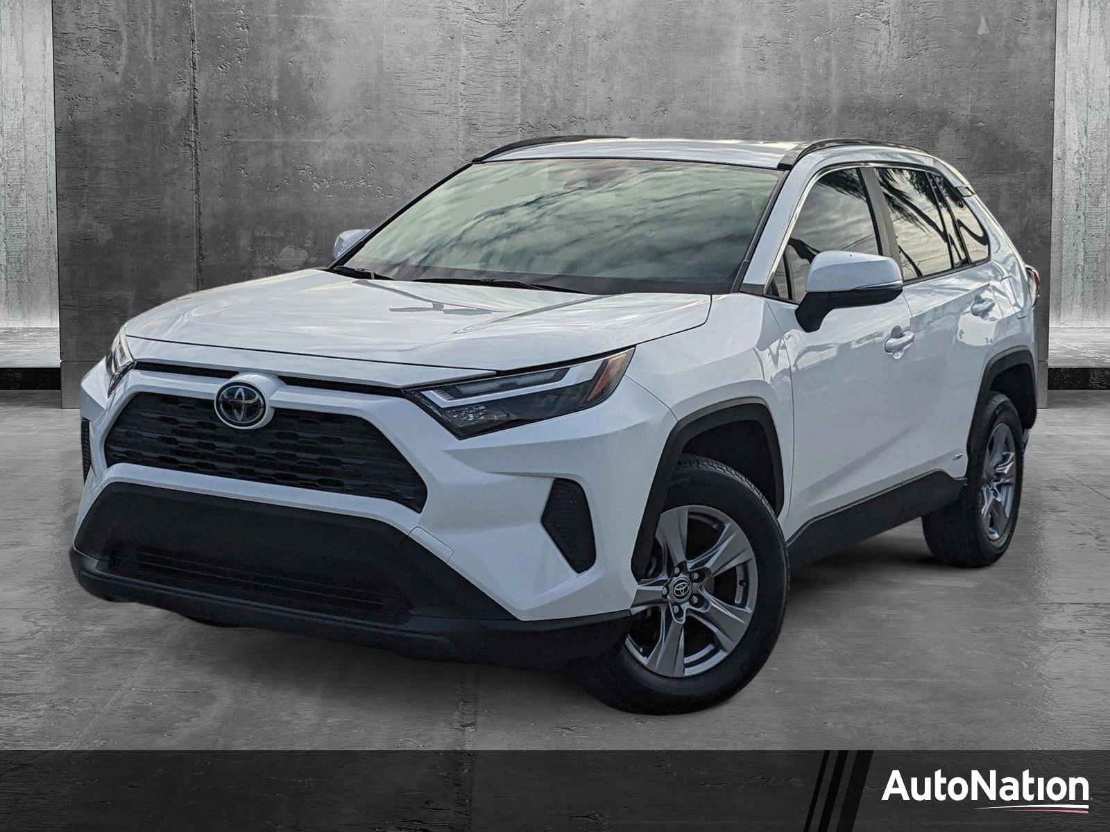 2022 Toyota RAV4 Vehicle Photo in MIAMI, FL 33172-3015