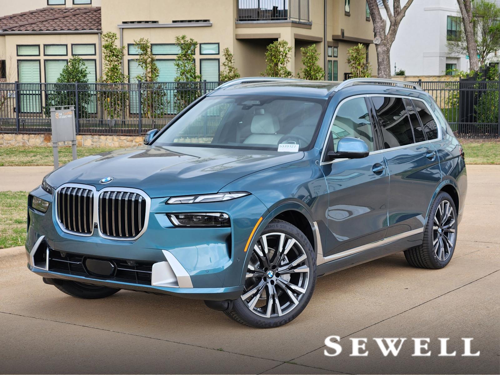 2025 BMW X7 xDrive40i Vehicle Photo in PLANO, TX 75024