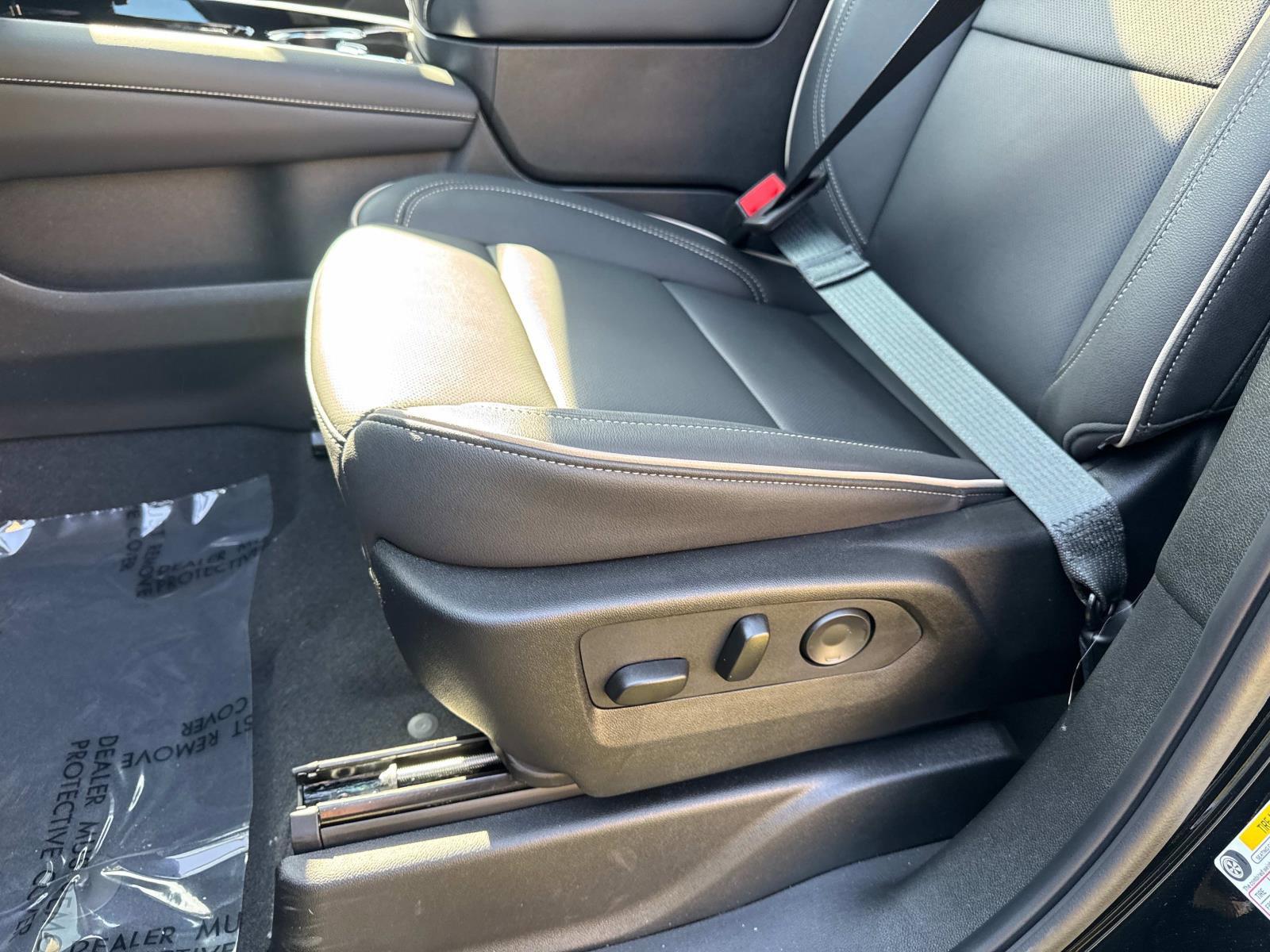 2025 Chevrolet Tahoe Vehicle Photo in LOS ANGELES, CA 90007-3794