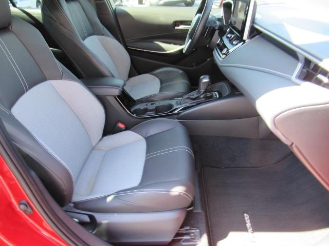 2023 Toyota Corolla Hatchback Vehicle Photo in LEESBURG, FL 34788-4022