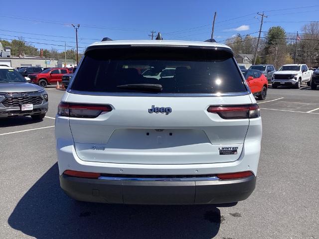 2023 Jeep Grand Cherokee L Vehicle Photo in Gardner, MA 01440