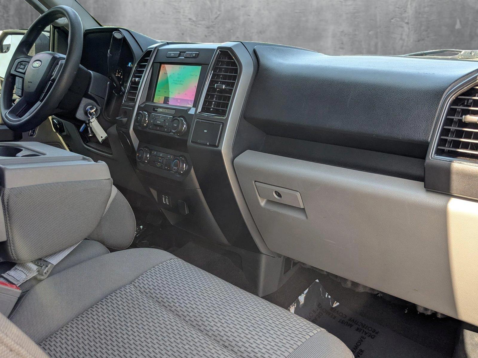 2020 Ford F-150 Vehicle Photo in St. Petersburg, FL 33713