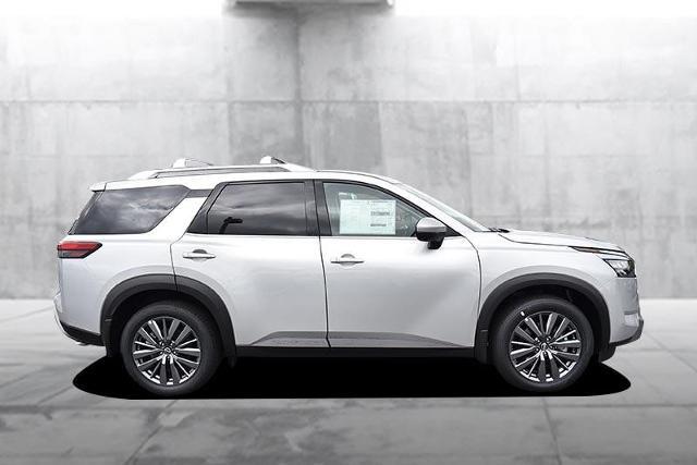 2025 Nissan Pathfinder Vehicle Photo in Ballwin, MO 63011