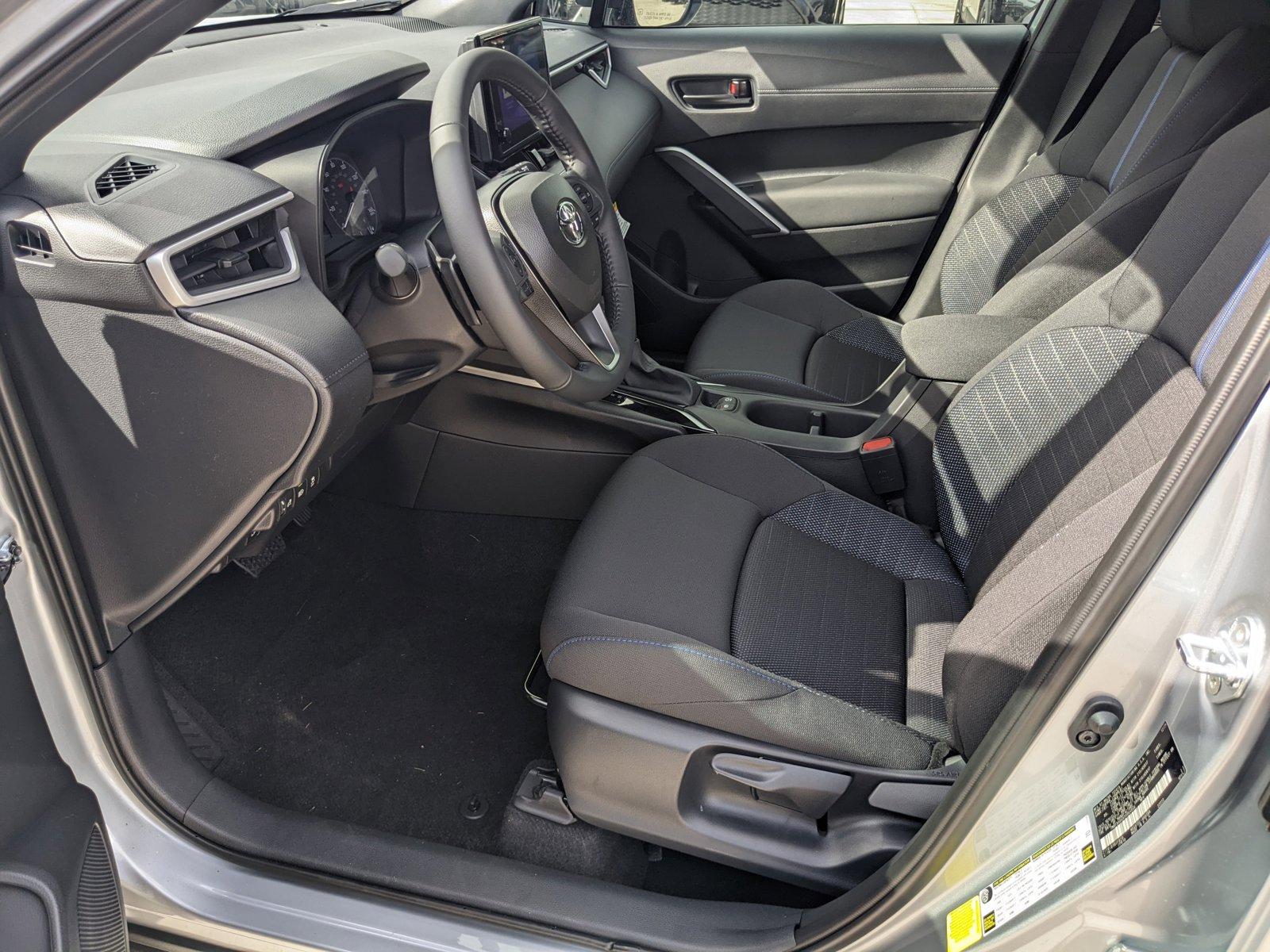 2025 Toyota Corolla Cross Vehicle Photo in Davie, FL 33331