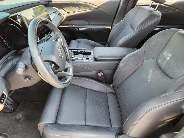 2024 Lexus RX 350h Vehicle Photo in PLANO, TX 75024
