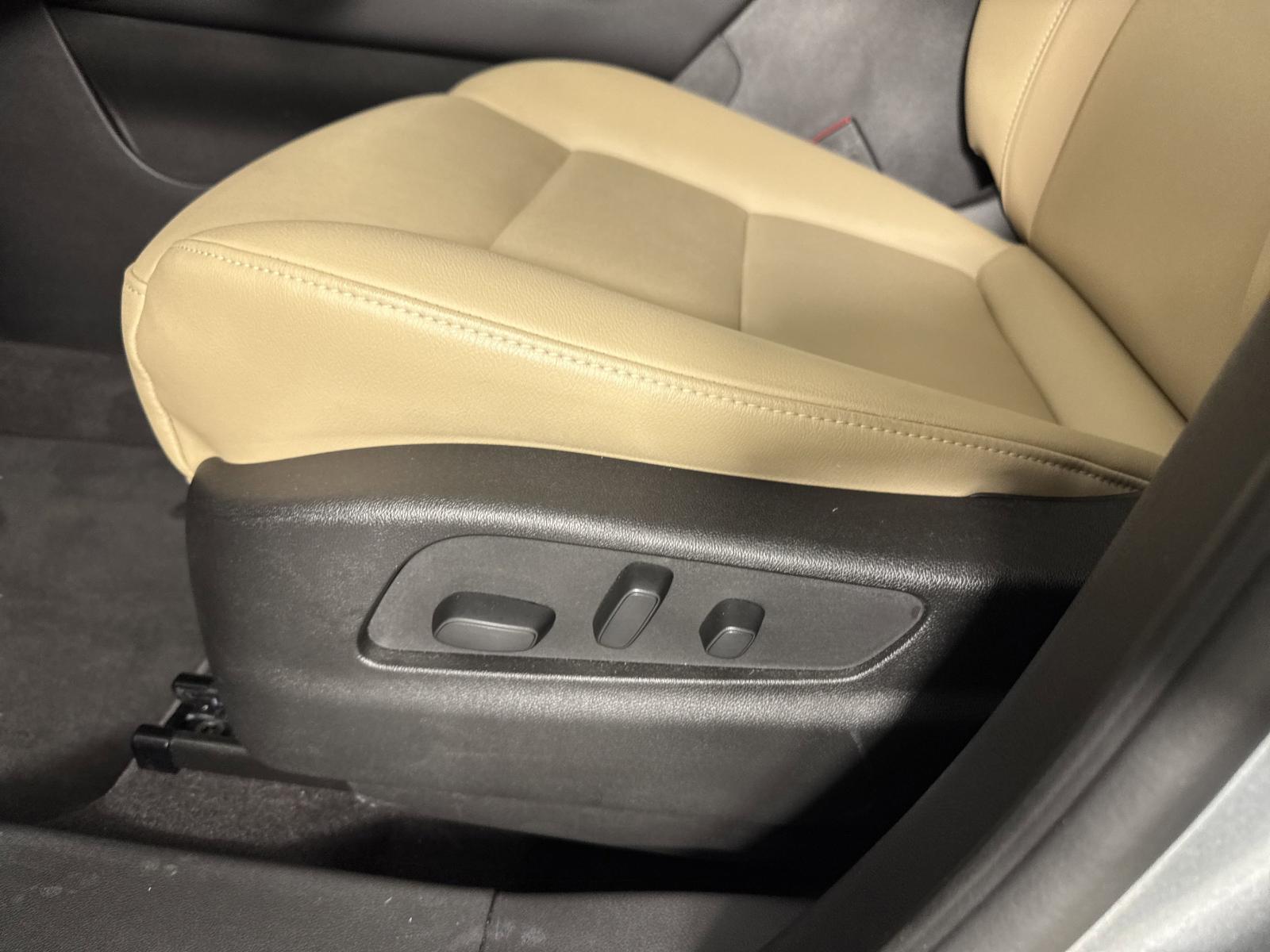 2024 Cadillac XT4 Vehicle Photo in GEORGETOWN, TX 78626-7508