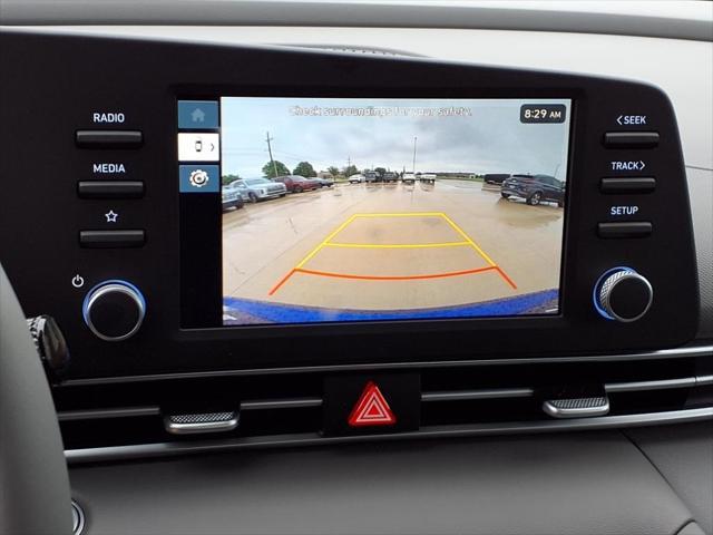 2025 Hyundai ELANTRA Vehicle Photo in Peoria, IL 61615