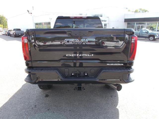 2025 GMC Sierra 3500HD Vehicle Photo in LOWELL, MA 01852-4336