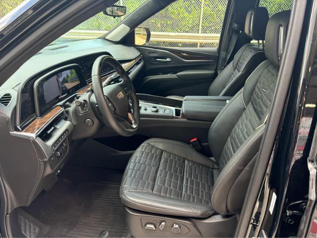 2023 Cadillac Escalade Vehicle Photo in Grapevine, TX 76051
